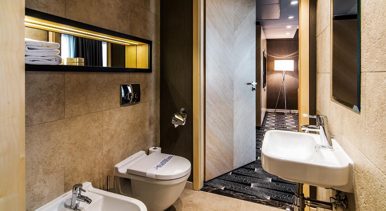 Studio Apartment,695872638:JPEG